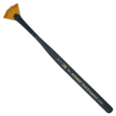 Royal Langnickel Mini Majestic Brush - Fan #12/0